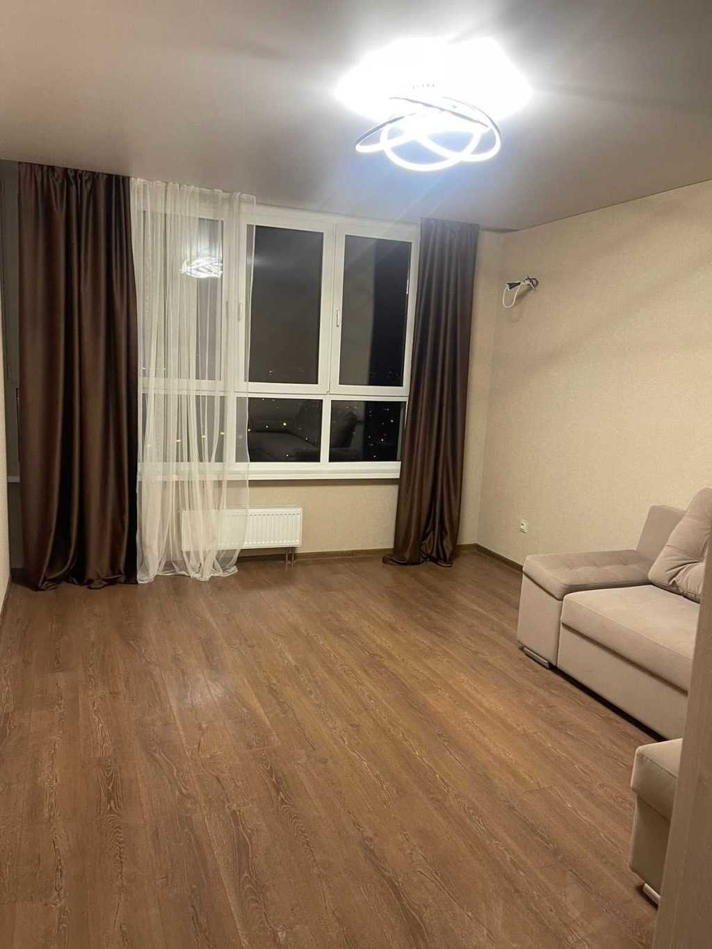 Оренда 1-кімнатної квартири 55 м², Краківська вул., 27