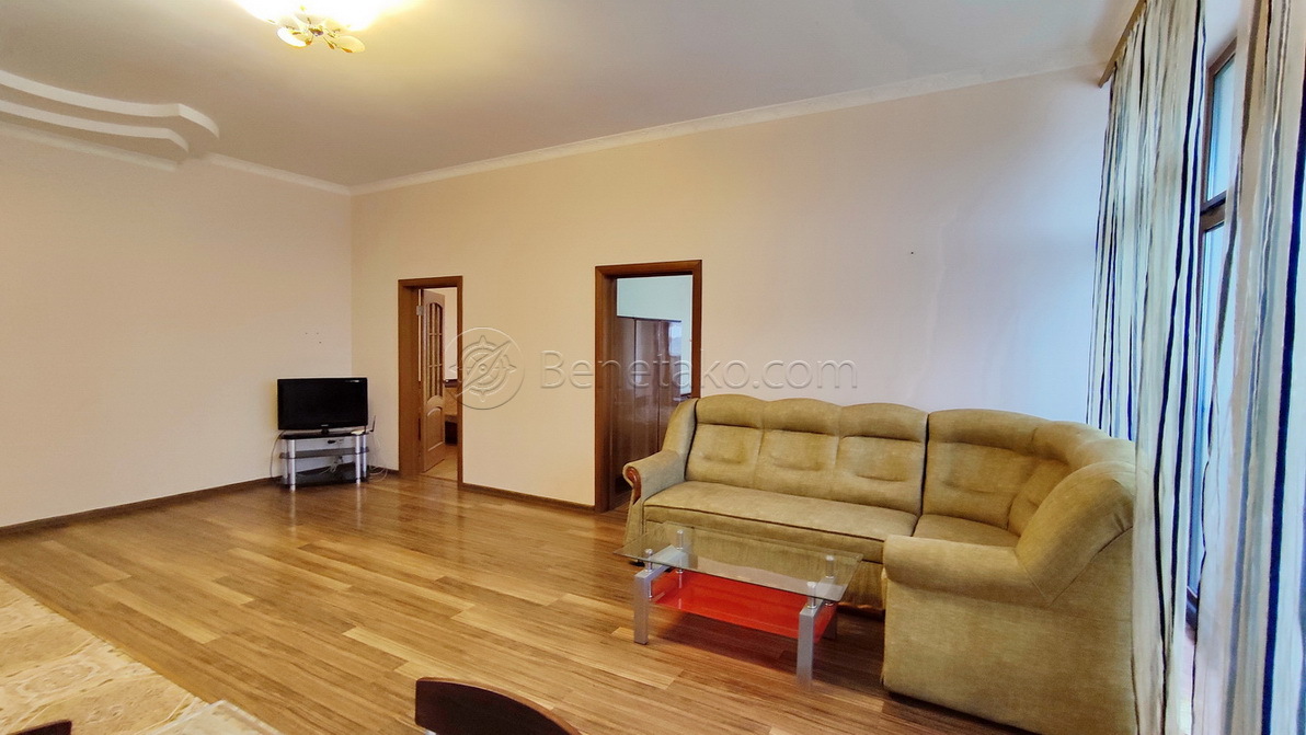 Аренда 3-комнатной квартиры 110 м², Гагаринское Плато ул., 5/3