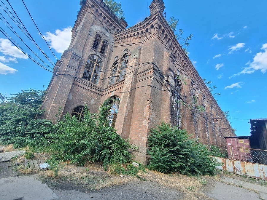 Продаж приміщення вільного призначення 3999 м², Косовская вул.