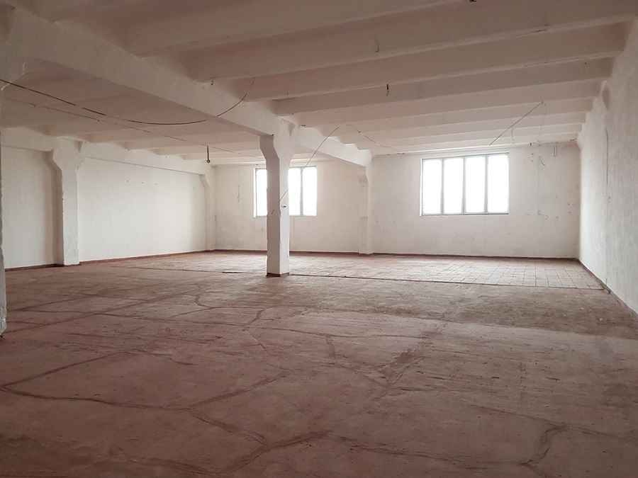 Продаж приміщення вільного призначення 1977.9 м², Косовская вул.