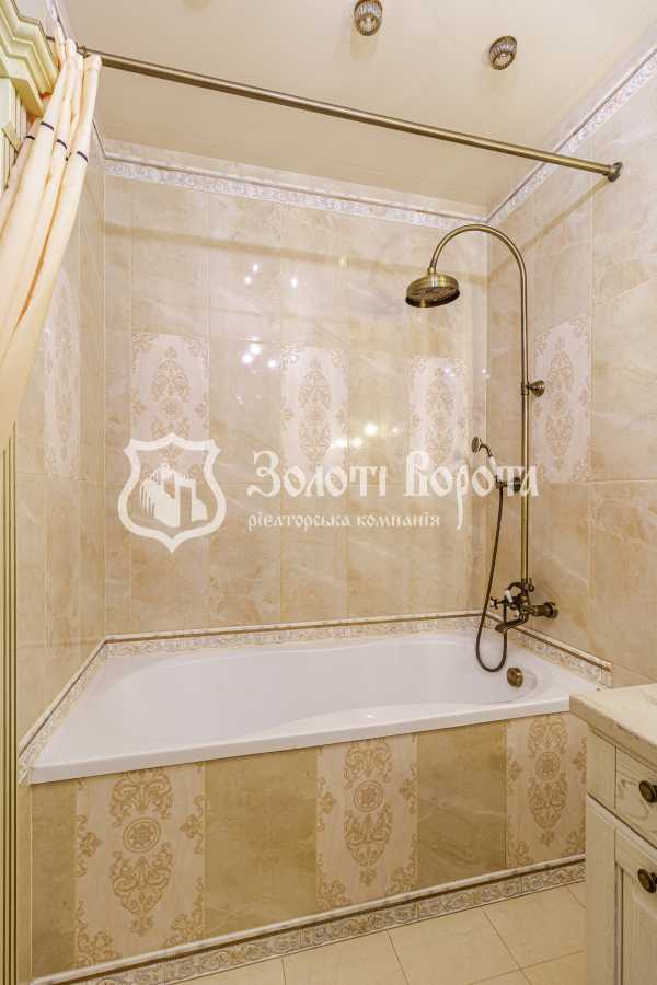 Продажа 3-комнатной квартиры 94.2 м², Маршала Малиновского ул., 8