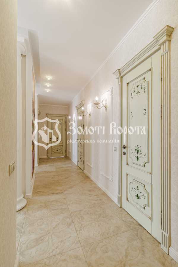 Продажа 3-комнатной квартиры 94.2 м², Маршала Малиновского ул., 8