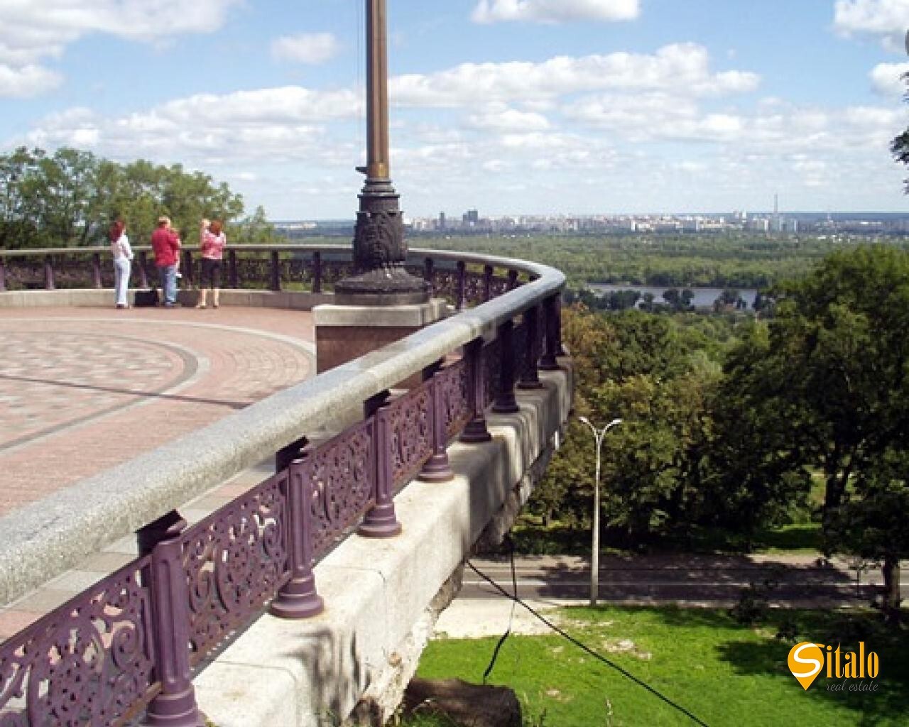 Продажа 4-комнатной квартиры 157 м², Кловский спуск, 5