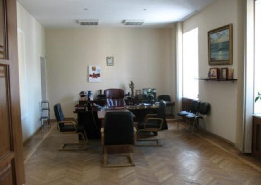 Продажа административного здания 2234.9 м², Косовская ул.