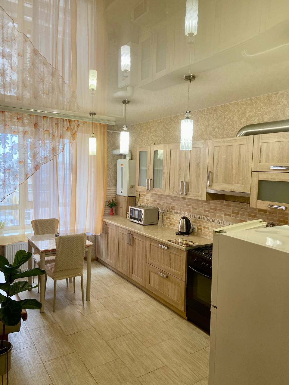 Аренда 2-комнатной квартиры 48 м², Владимира Антоновича ул.