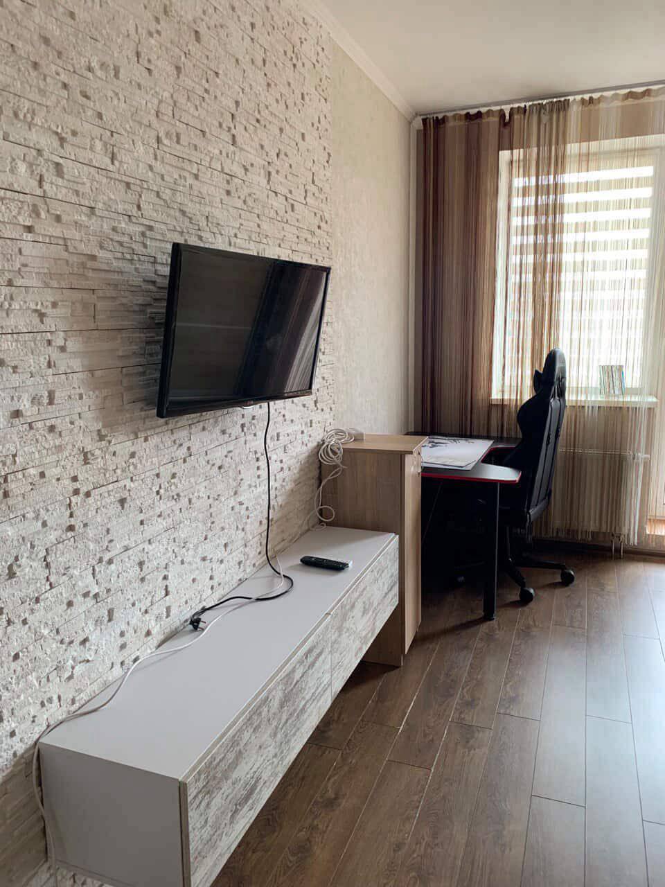 Продажа 1-комнатной квартиры 42 м², Любомира Гузара просп., 20А