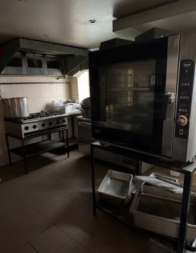 Аренда помещения свободного назначения 950 м², Новосельского ул.