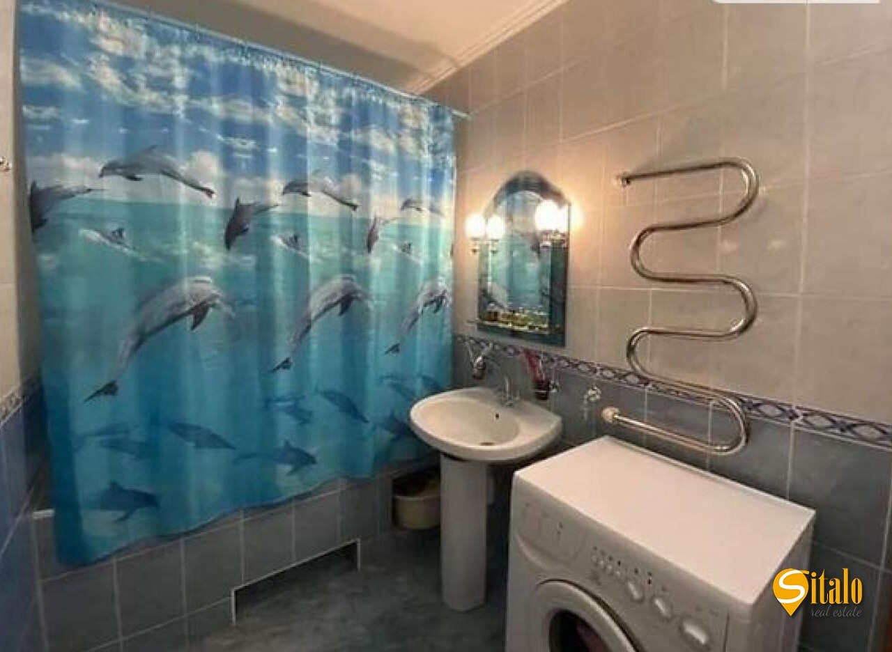 Продажа 2-комнатной квартиры 64 м², Ларисы Руденко ул., 10