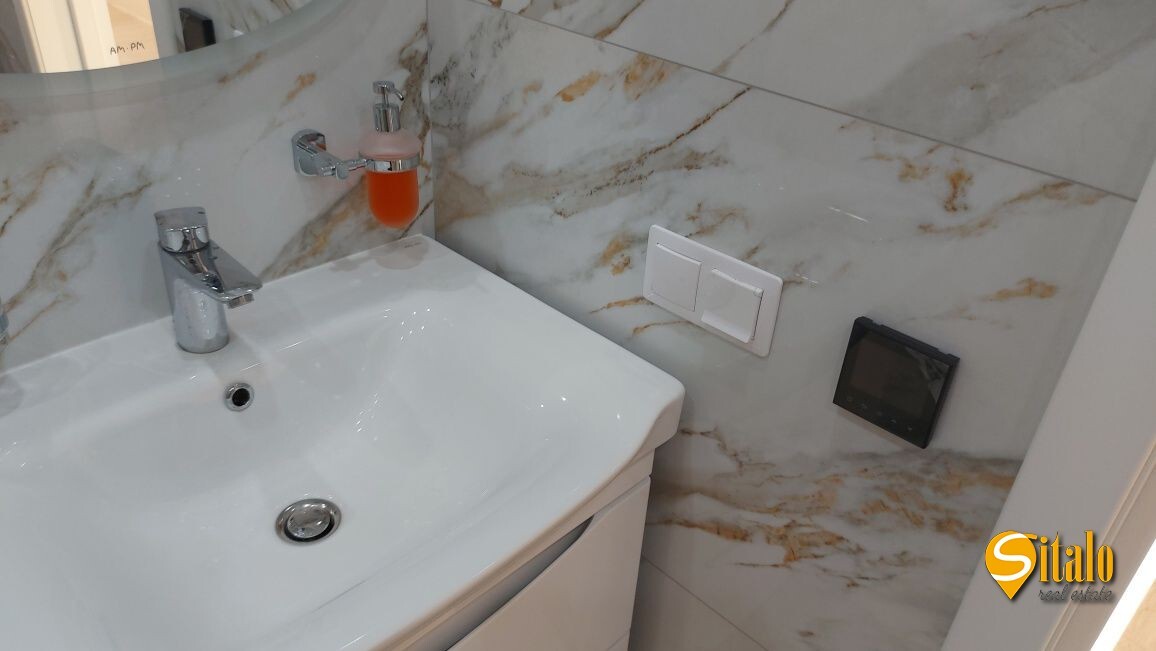 Продажа 1-комнатной квартиры 46 м², Краковская ул., 27