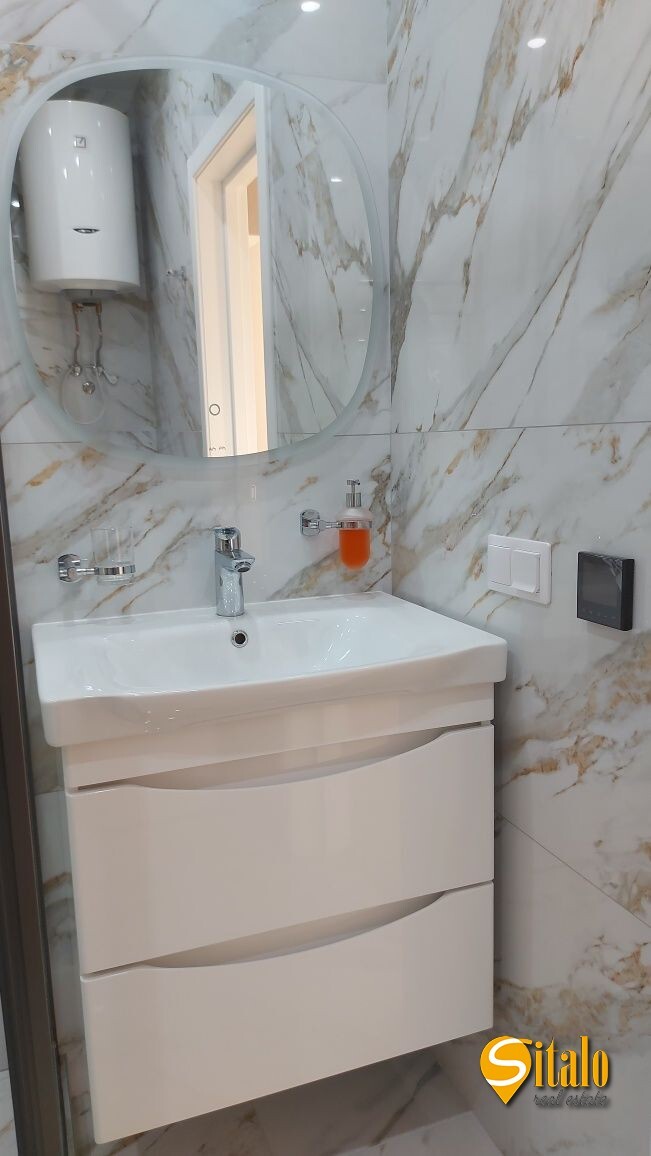 Продажа 1-комнатной квартиры 46 м², Краковская ул., 27