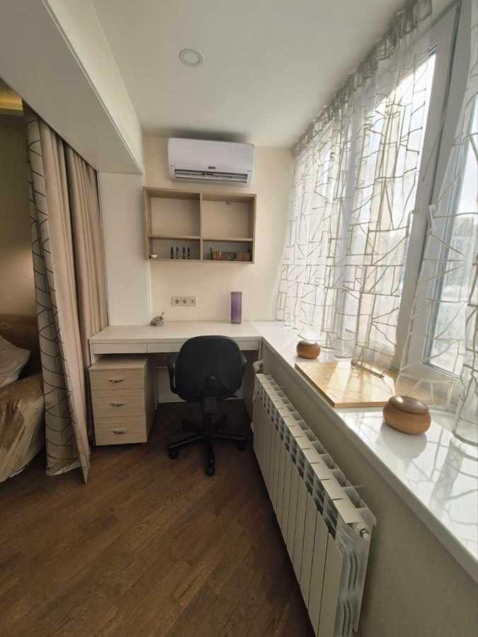 Аренда 2-комнатной квартиры 52 м², Евгения Коновальца ул., 35