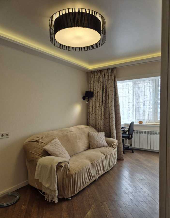 Аренда 2-комнатной квартиры 52 м², Евгения Коновальца ул., 35