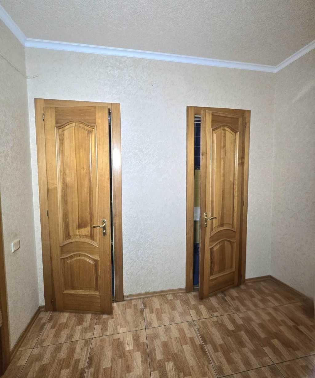 Продаж 3-кімнатної квартири 68 м², Олександрійська вул.