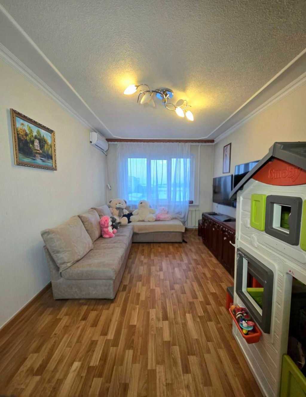 Продаж 3-кімнатної квартири 68 м², Олександрійська вул.