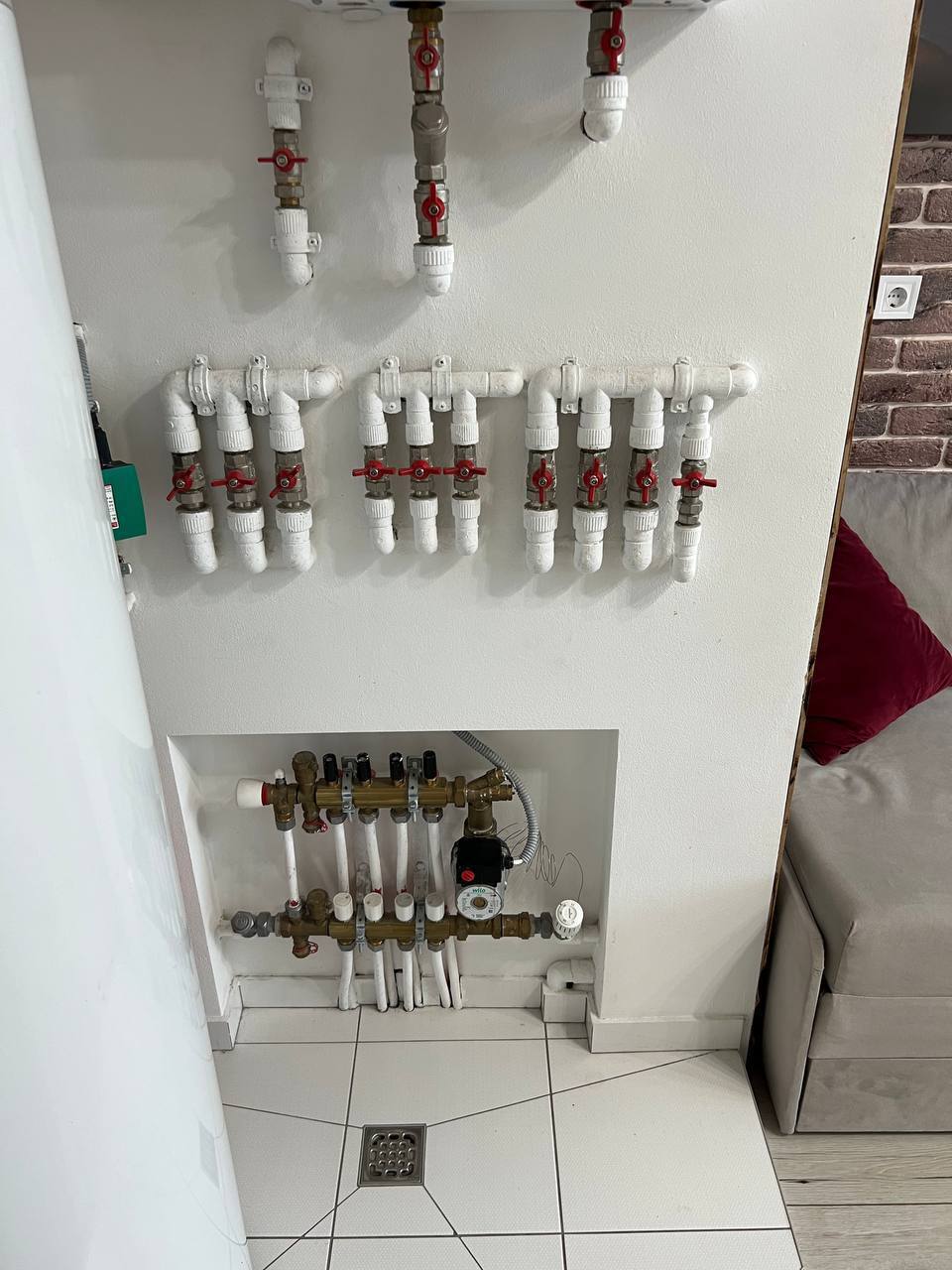 Продажа 2-комнатной квартиры 78 м², панорама