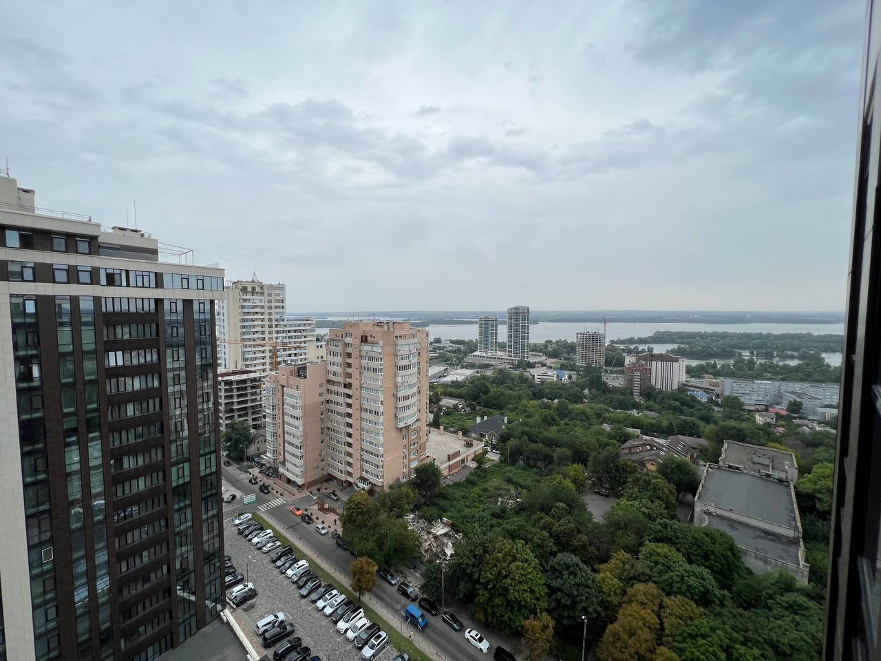 Продажа 2-комнатной квартиры 78 м², панорама