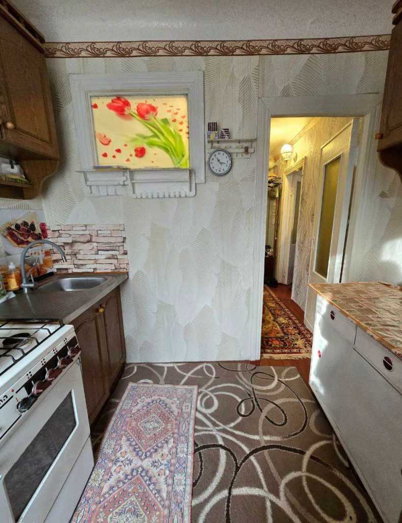 Продаж 2-кімнатної квартири 41 м², Січневого Прориву вул.