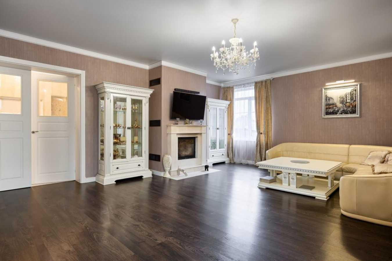 Продажа 5-комнатной квартиры 298 м², Соколина