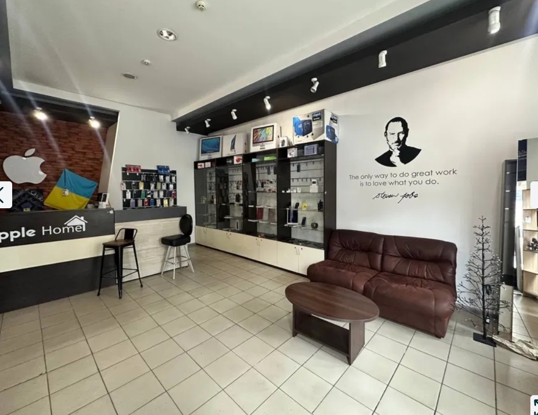 Аренда торгового помещения 44 м², Академика Глушко просп.