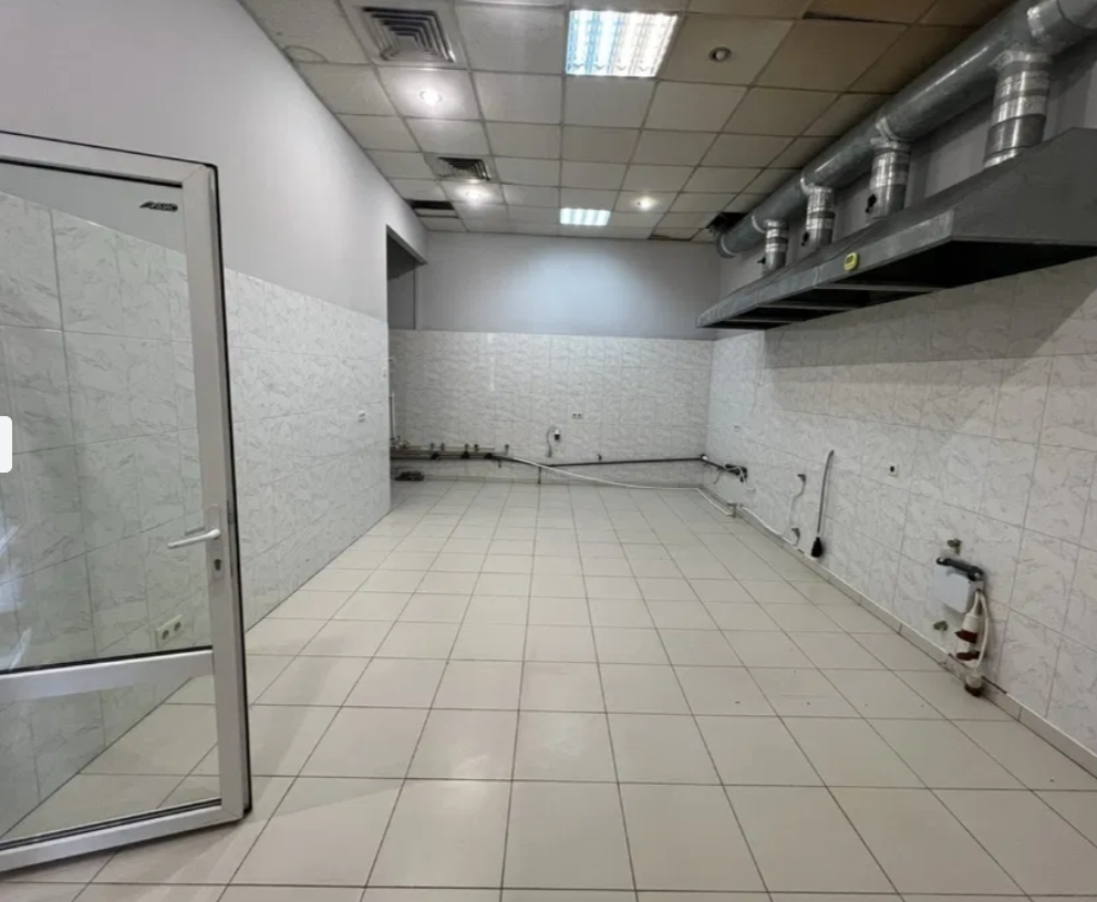 Аренда другого торгового помещения 70 м², Комарова Космонавта ул.