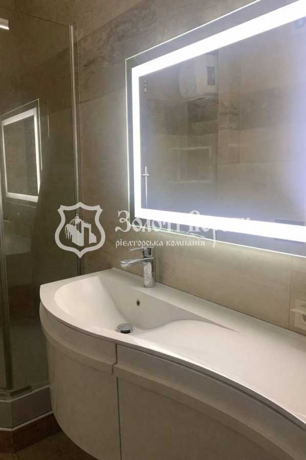 Продажа 1-комнатной квартиры 40 м², Светлая ул., 3д