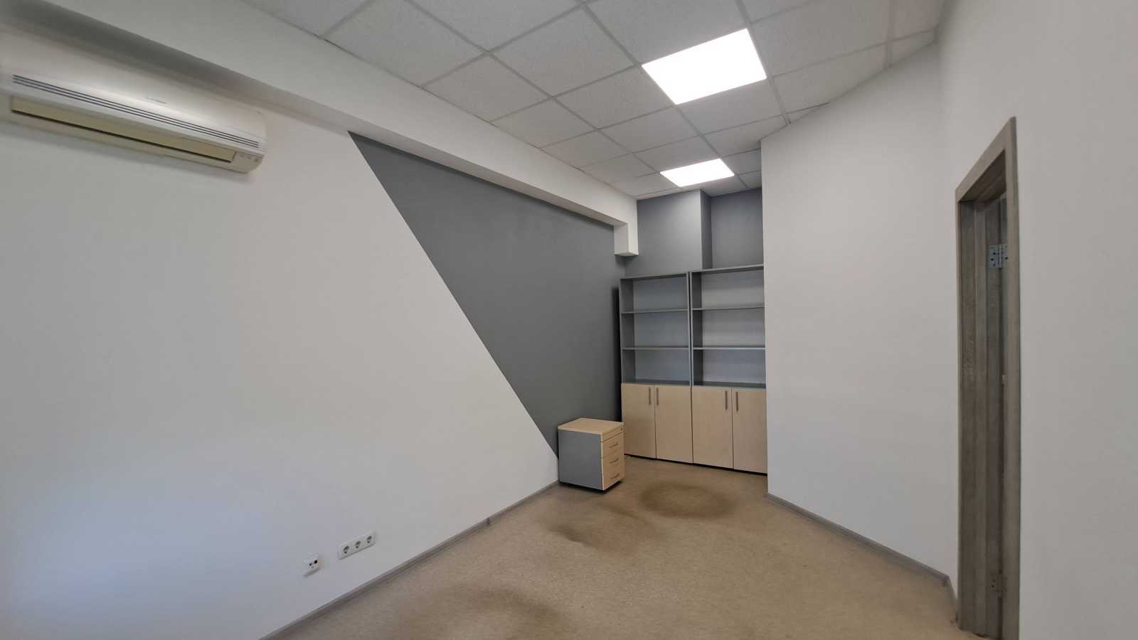 Оренда офісу 70 м², Євгена Сверстюка вул., 11б