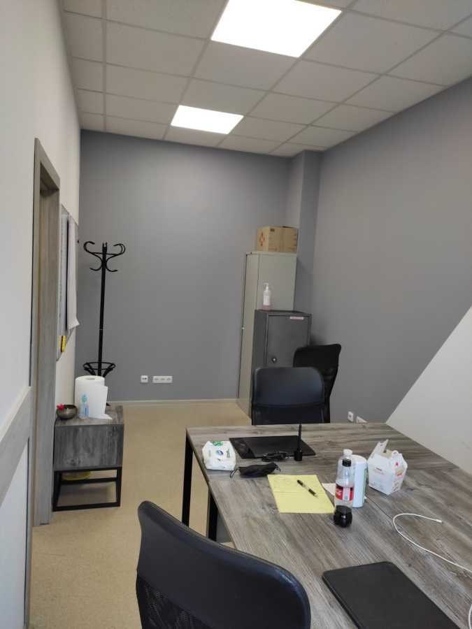 Оренда офісу 70 м², Євгена Сверстюка вул., 11б