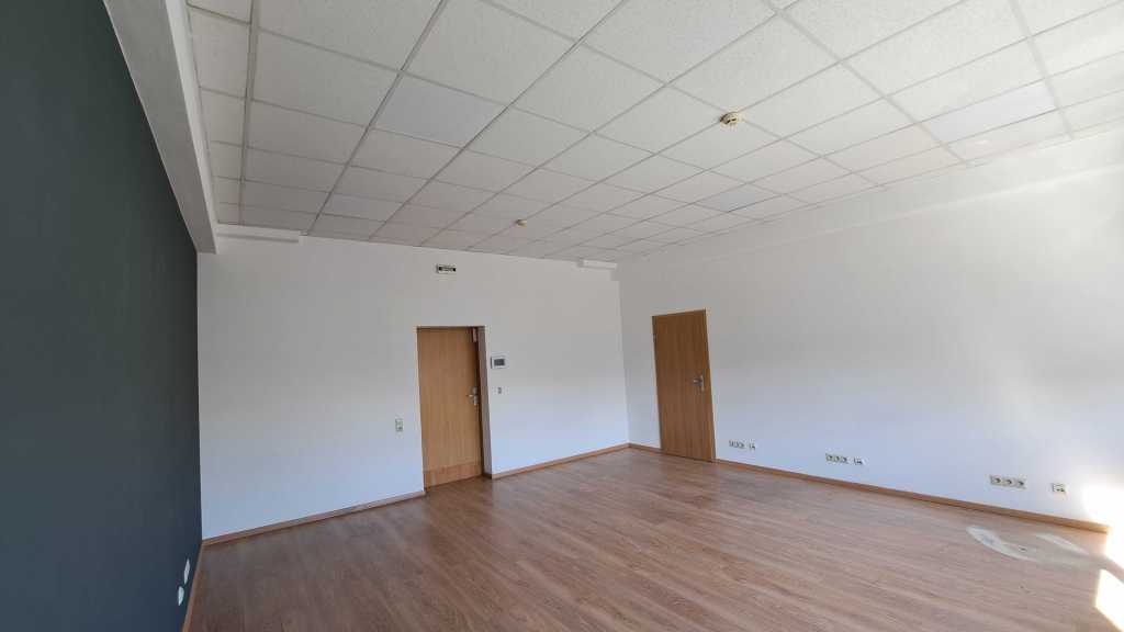 Оренда офісу 66 м², Євгена Сверстюка вул., 11б