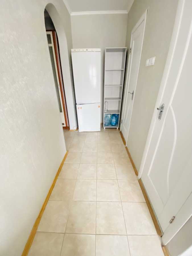 Оренда 2-кімнатної квартири 56 м², Квітневий пров., 1Б