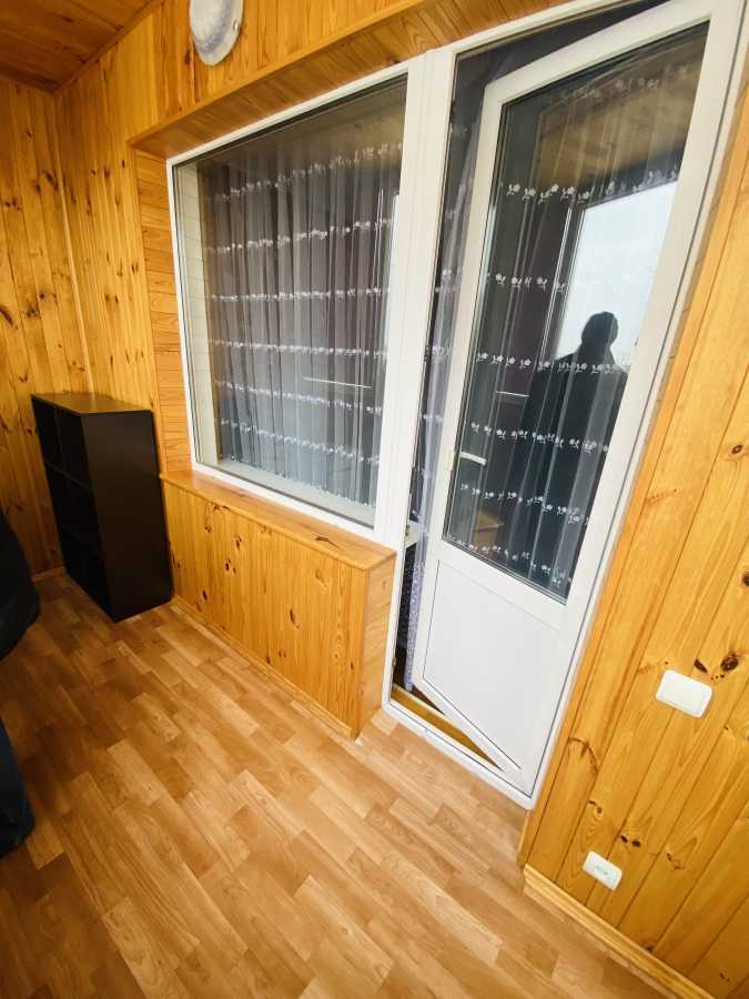 Оренда 2-кімнатної квартири 56 м², Квітневий пров., 1Б