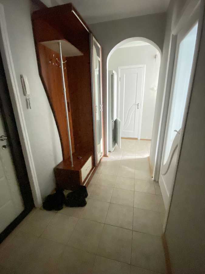 Оренда 2-кімнатної квартири 56 м², Квітневий пров., 1Б