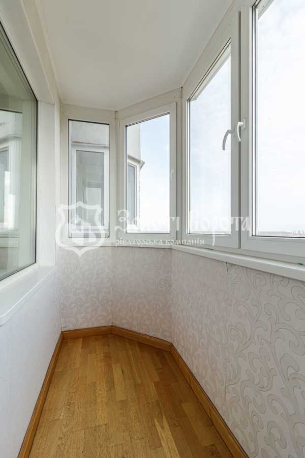 Продажа 3-комнатной квартиры 105.4 м², Пономарева ул., 26к1