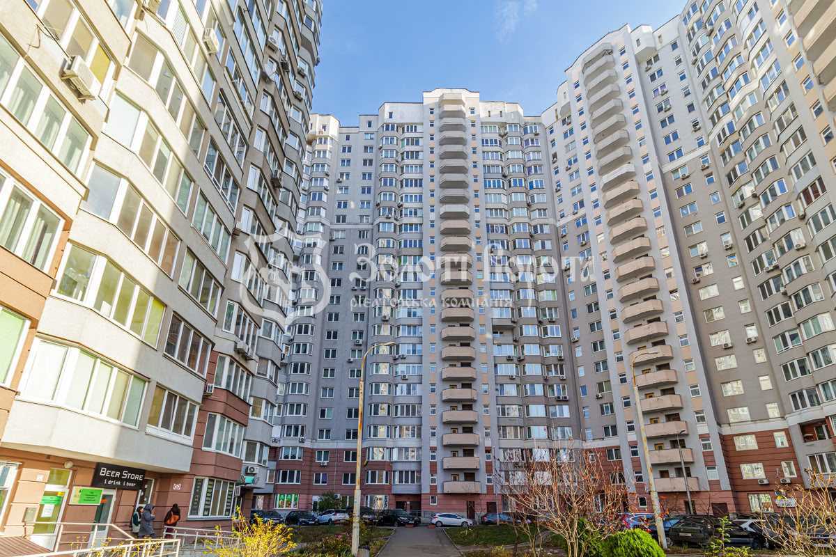 Продажа 3-комнатной квартиры 105.4 м², Пономарева ул., 26к1