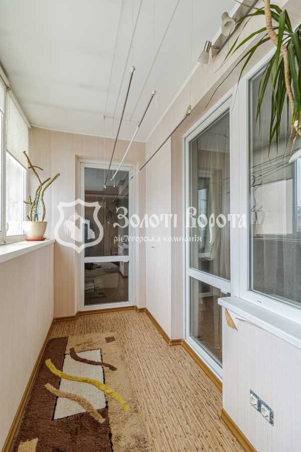 Продажа 2-комнатной квартиры 73 м², Дарницкий бул., 8