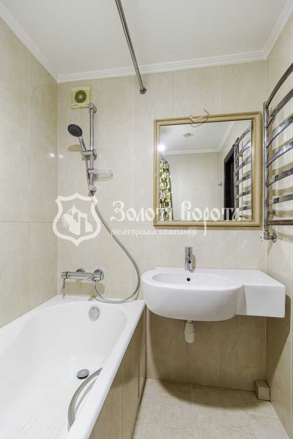 Продажа 2-комнатной квартиры 73 м², Дарницкий бул., 8