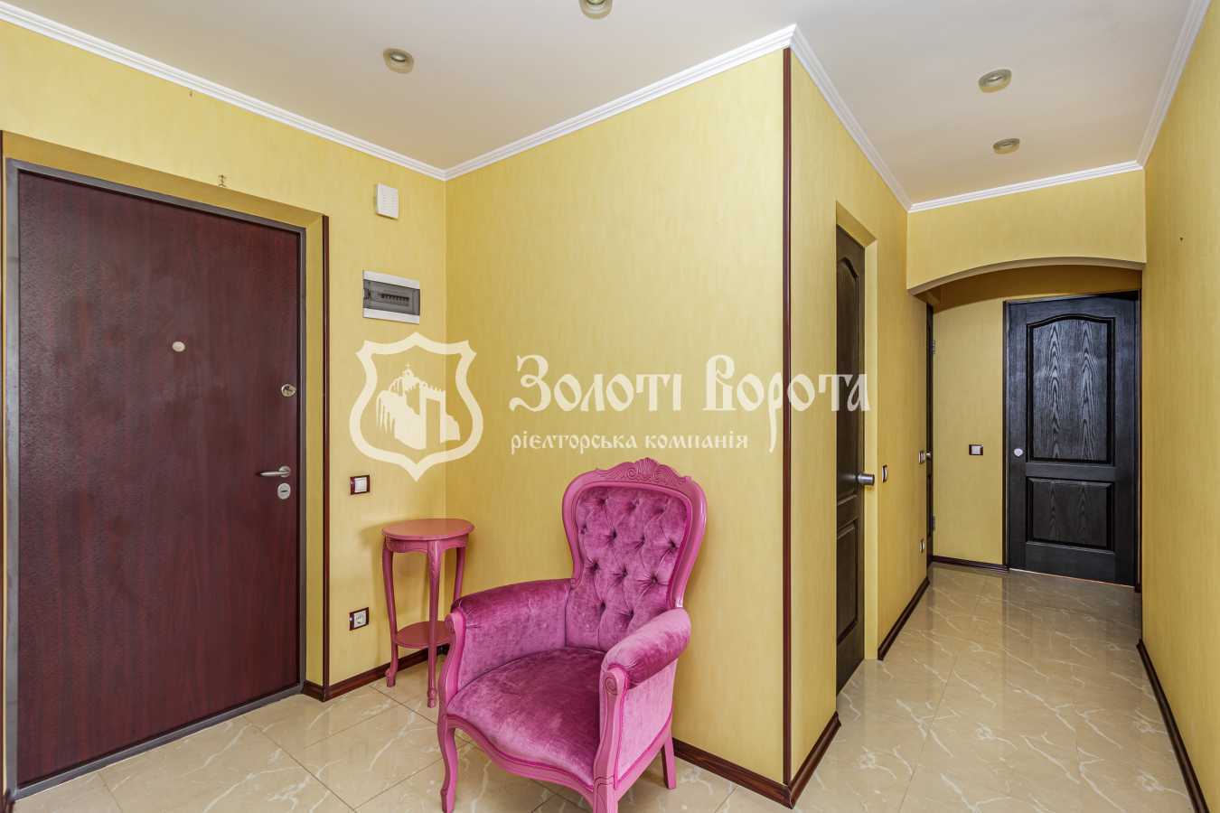 Продажа 2-комнатной квартиры 73 м², Дарницкий бул., 8