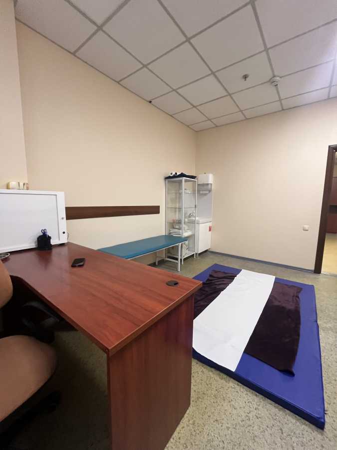 Аренда помещения свободного назначения 16 м², ЖК Дніпровська Мрія, ДОМ 1