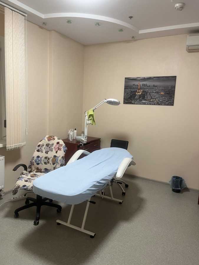 Аренда помещения свободного назначения 16 м², ЖК Дніпровська Мрія, ДОМ 1