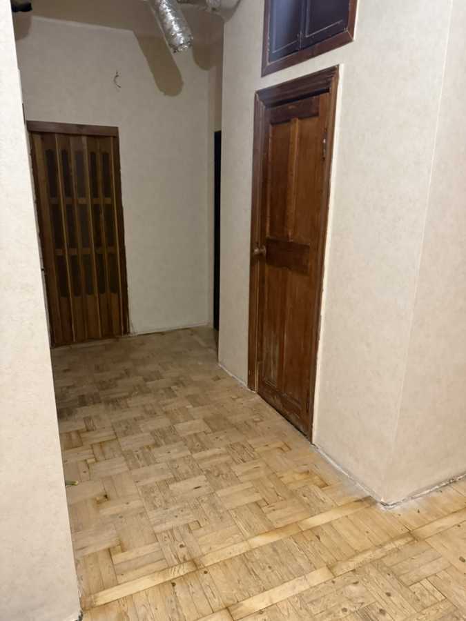 Продаж 3-кімнатної квартири 80 м², Соборний просп.
