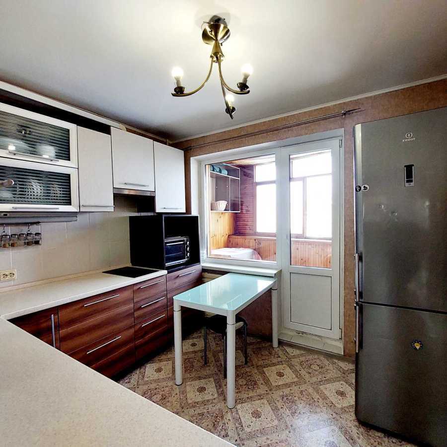 Продажа 3-комнатной квартиры 70 м², Героев Сталинграда просп., 39Б