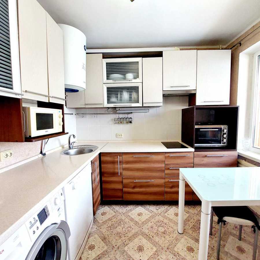 Продажа 3-комнатной квартиры 70 м², Героев Сталинграда просп., 39Б