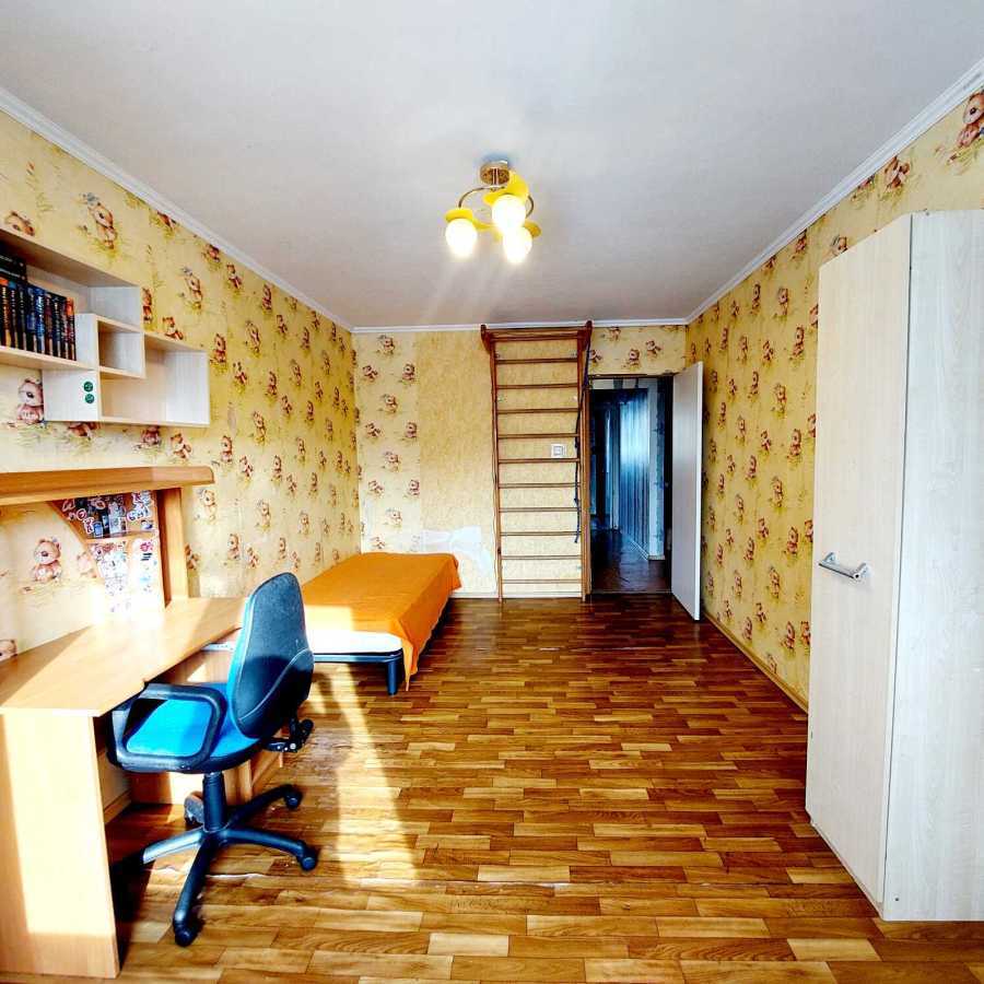 Продажа 3-комнатной квартиры 70 м², Героев Сталинграда просп., 39Б