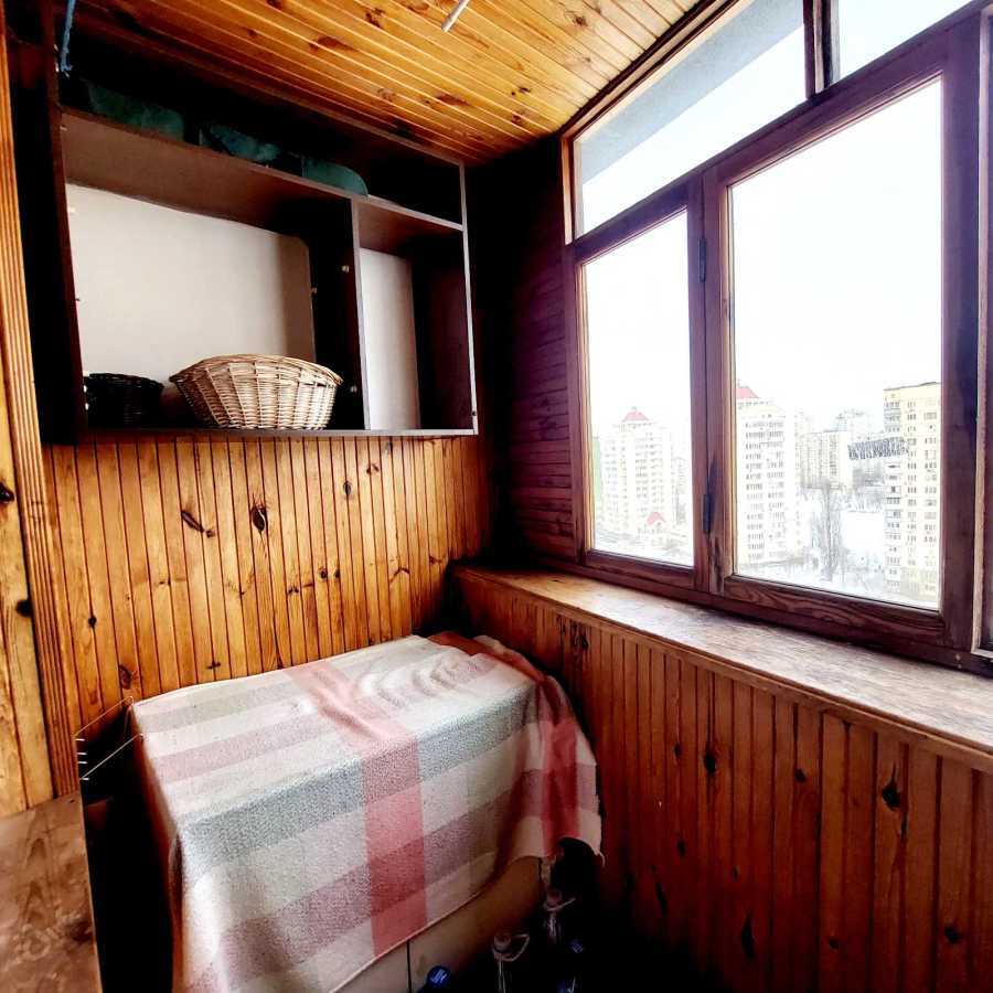 Продажа 3-комнатной квартиры 70 м², Героев Сталинграда просп., 39Б