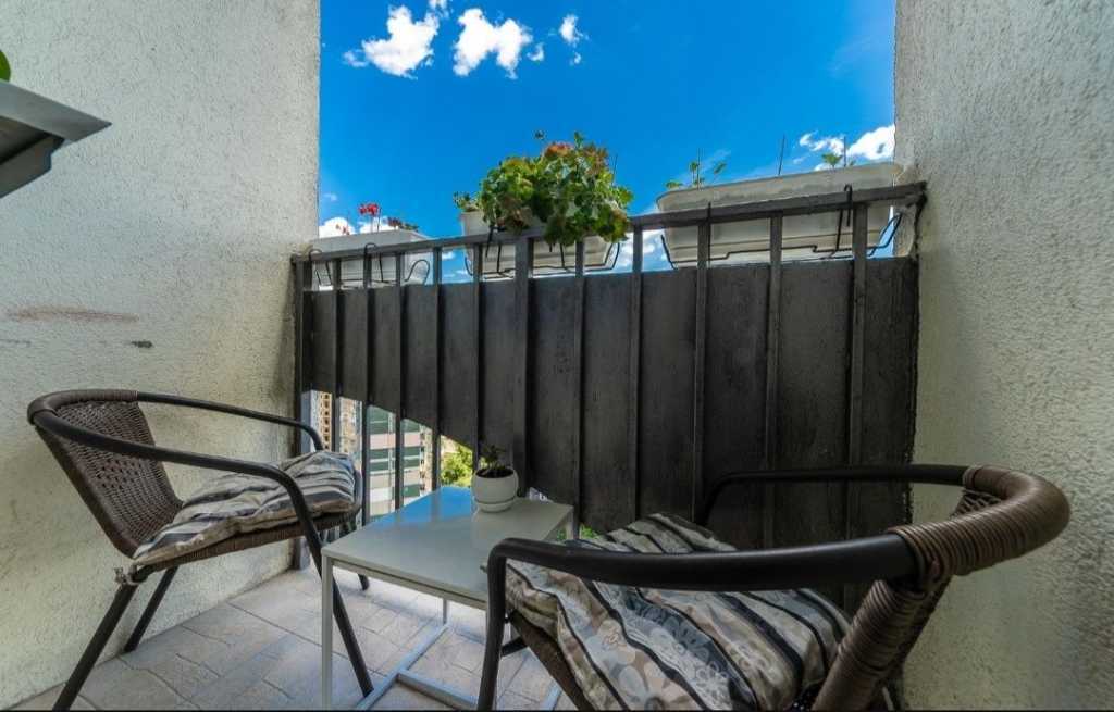 1-комнатная квартира посуточно 43 м², Наталии Ужвий ул., 12