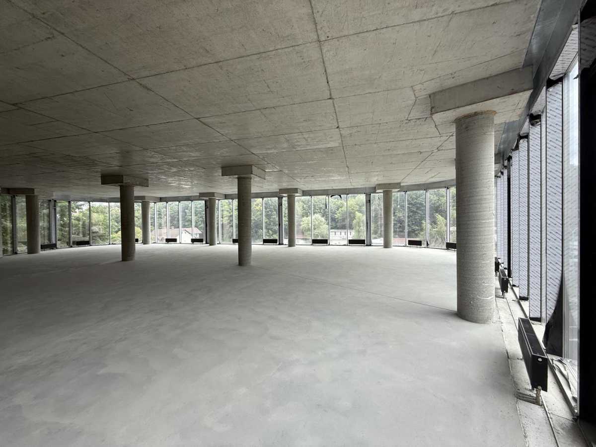 Аренда помещения свободного назначения 1000 м², Ивана Федорова ул.