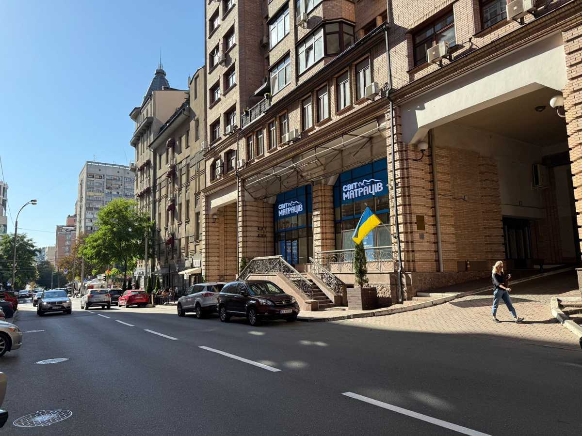 Аренда другого торгового помещения 230 м², Павловская ул., 18