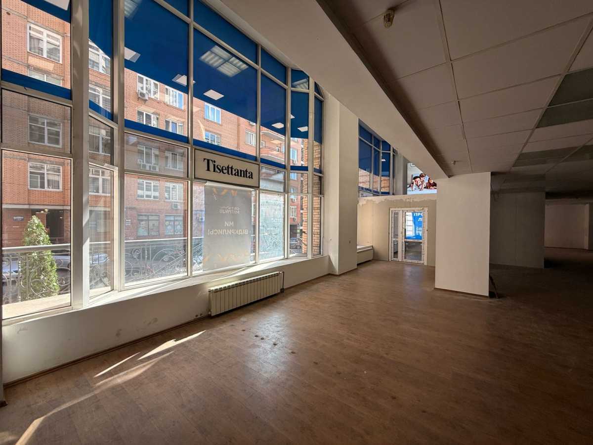 Аренда другого торгового помещения 230 м², Павловская ул., 18