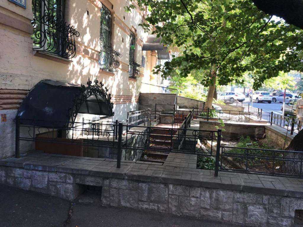 Продажа другого торгового помещения 110 м², Станиславского ул., 3