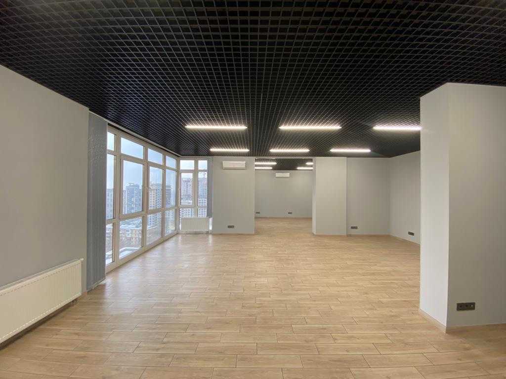 Оренда офісу 100 м², Євгена Коновальця вул., 36Е