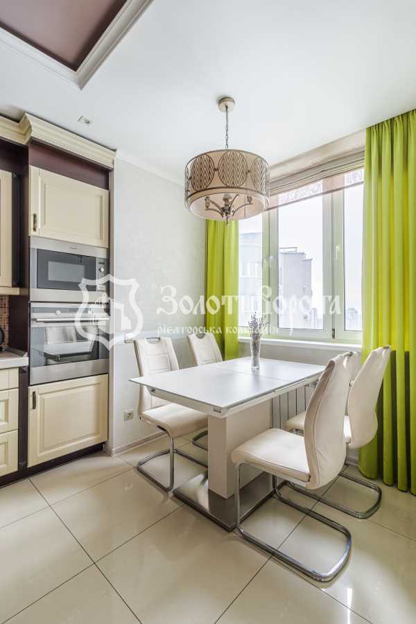 Продажа 3-комнатной квартиры 113.6 м², Княжий Затон ул., 21